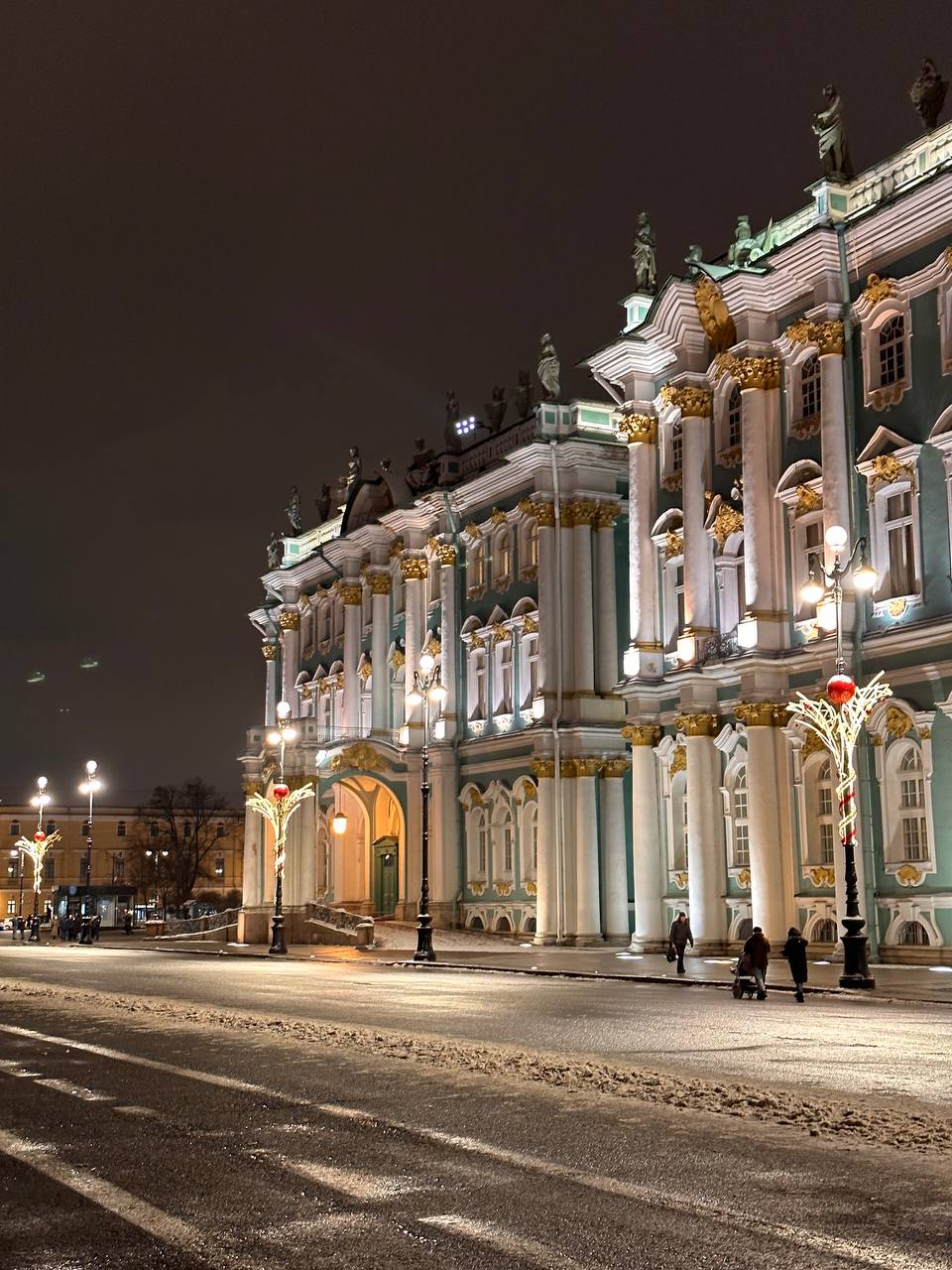 Новый год Ж/д тур в Санкт-Петербурге + Карелии